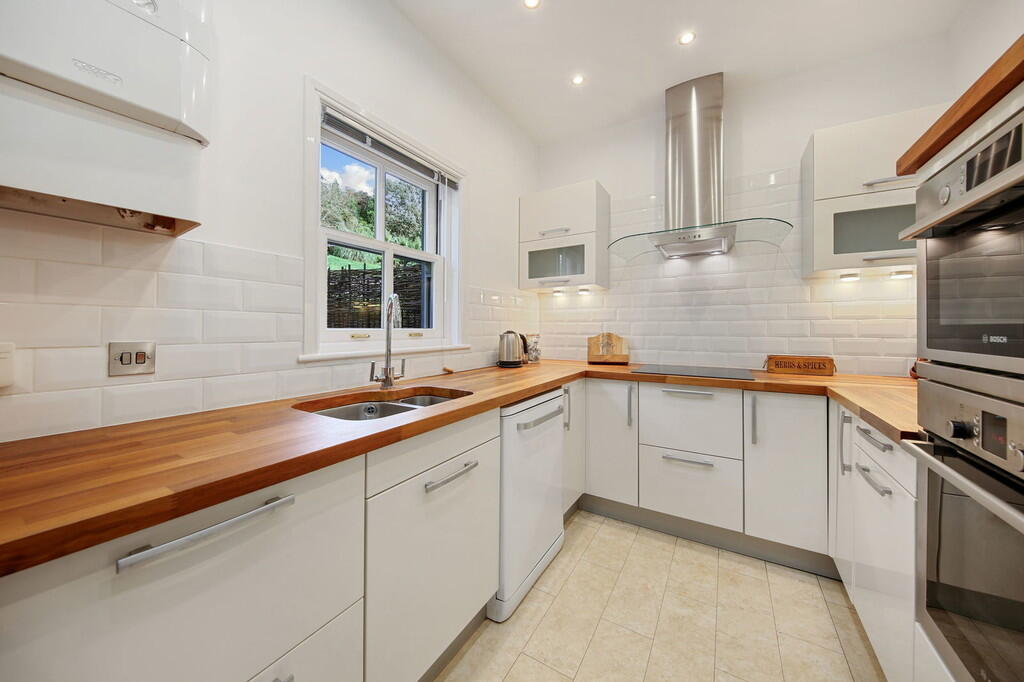 Kitchen2_16957186...