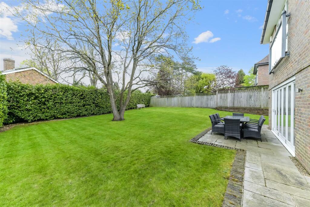 BRAMERS CLOSE, 3- (22).jpg