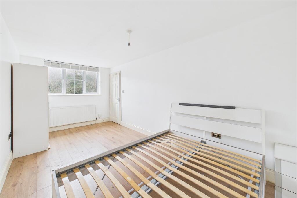 1 Coombe Brook Lane, Fishponds, Bristol BS5 7EZ | 