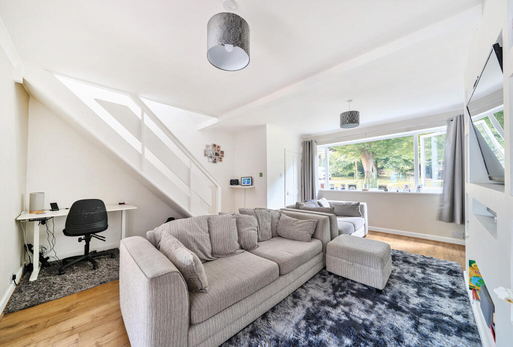 1313897-15-686288...