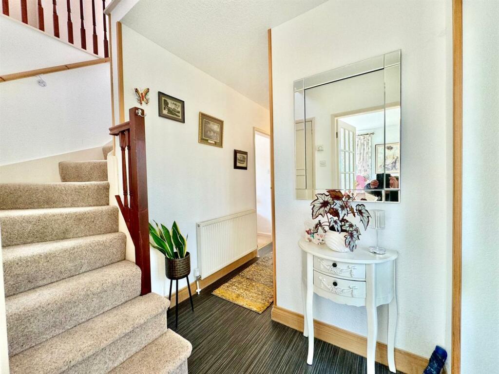 PHOTO-2024-10-30-18-09-09 (15).jpg