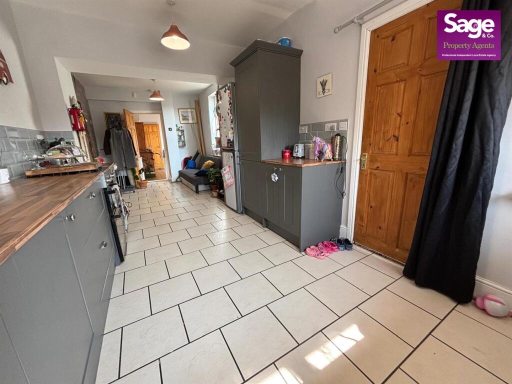 PHOTO-2025-08-15-15-15-30(2) (1).jpg