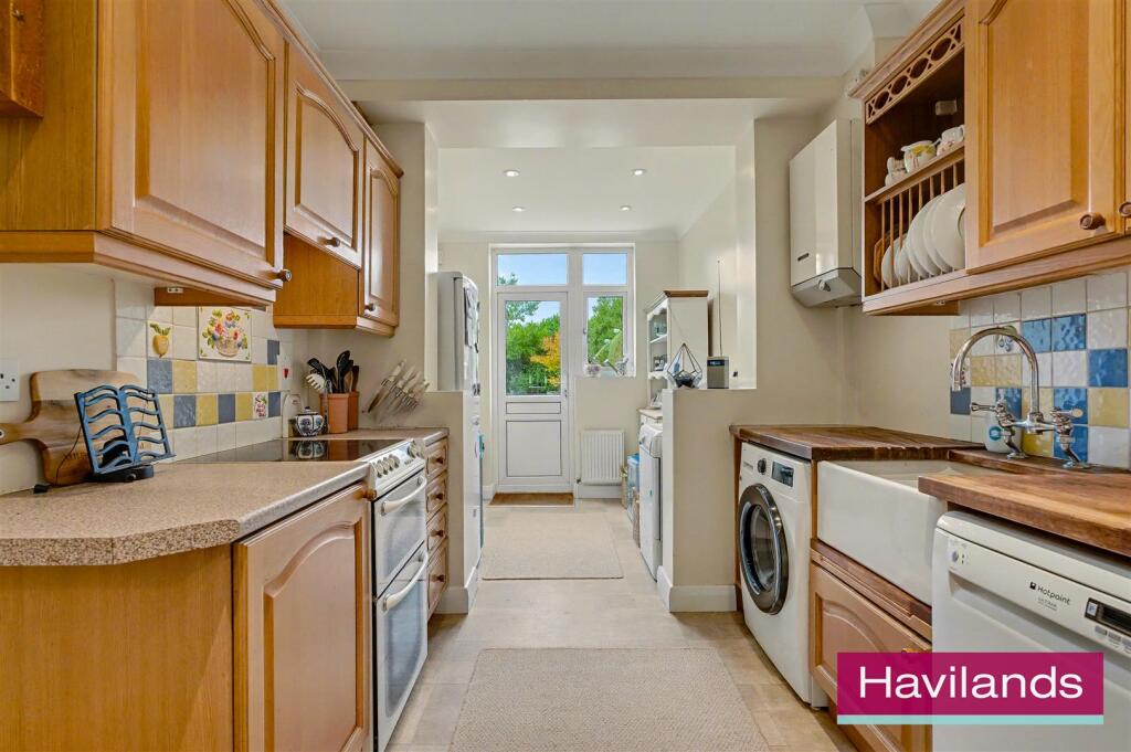 Bincote Road EN2-8.jpg