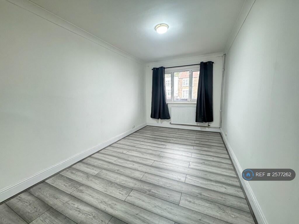 Bedroom 2-1 