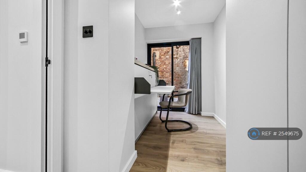 Study/Guest Space