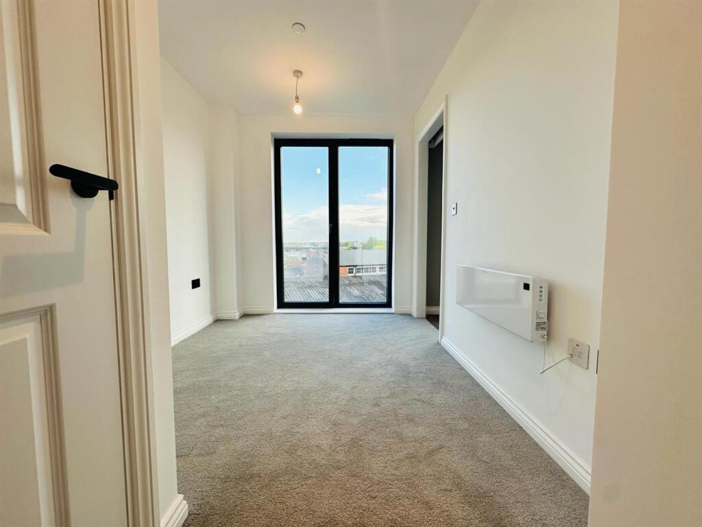 WhatsApp Image 2024-04-17 at 16.54.43_255c3215.jpg