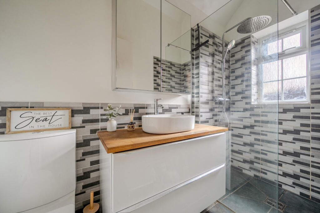 1353467-18-68c1b0...