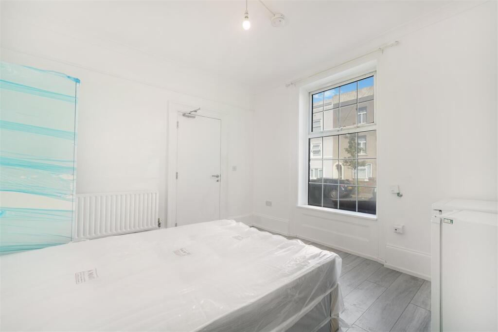 6 Crescent Road - vCeMwTOQ7lwN3qhOKgTf.jpg