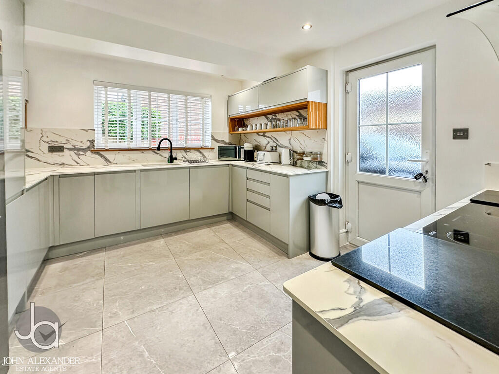 20250603_14525611...