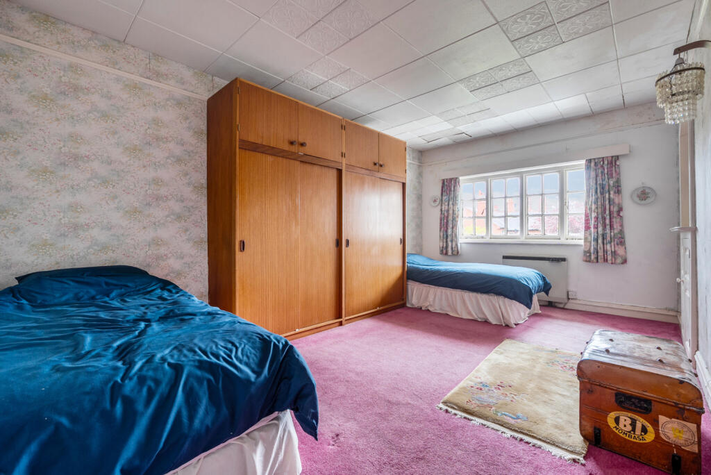 1368968-5-68efa0e...