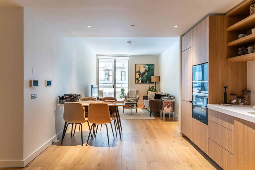 306-Wilshire-Hous...