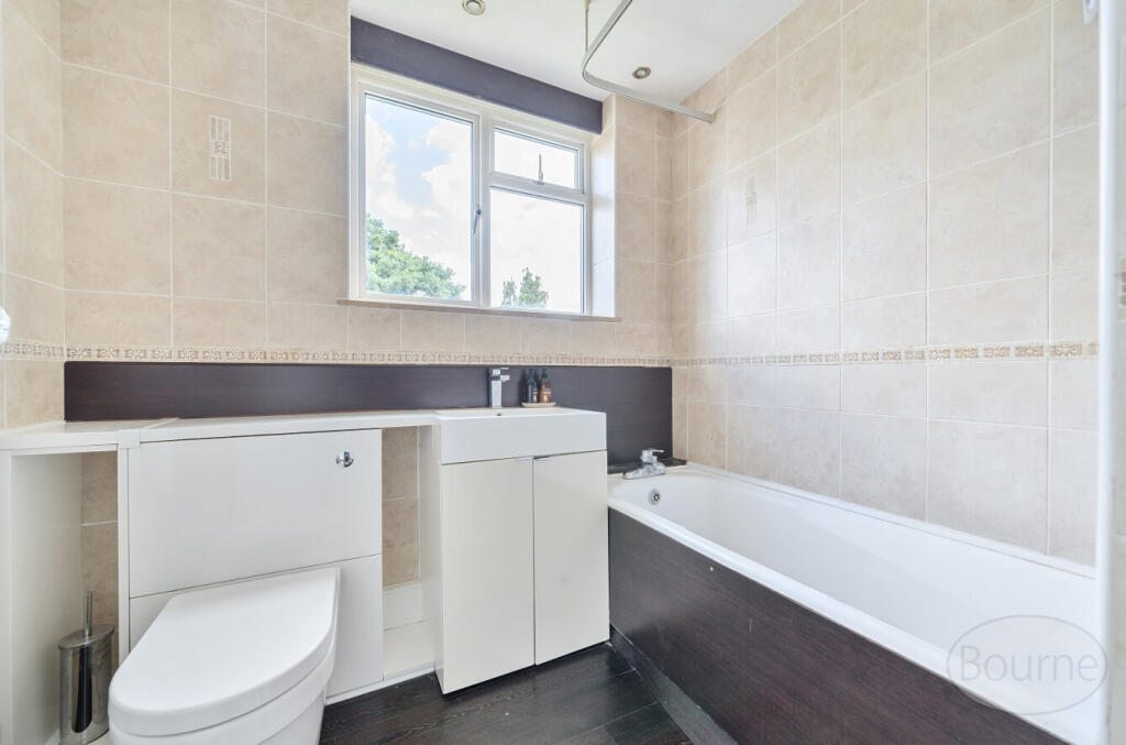 f373e03f-4866-466...