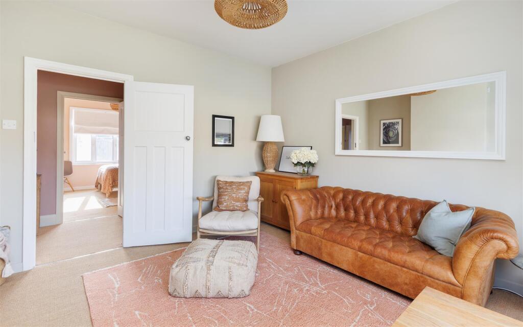 Sitting Room 1-2