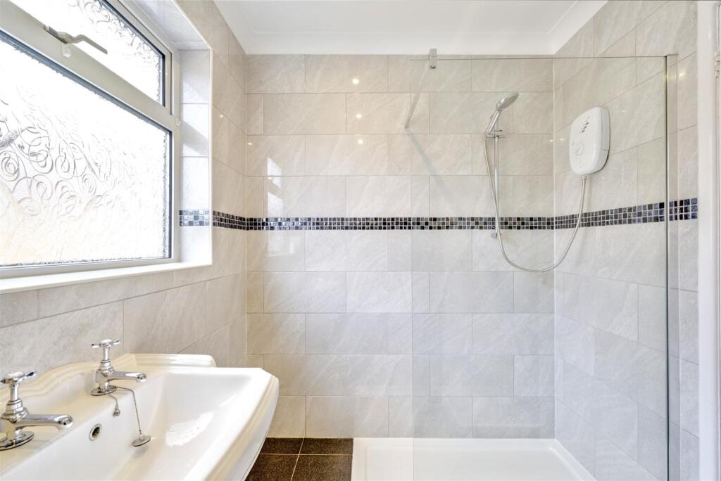 Shower Room 1_1.jpeg