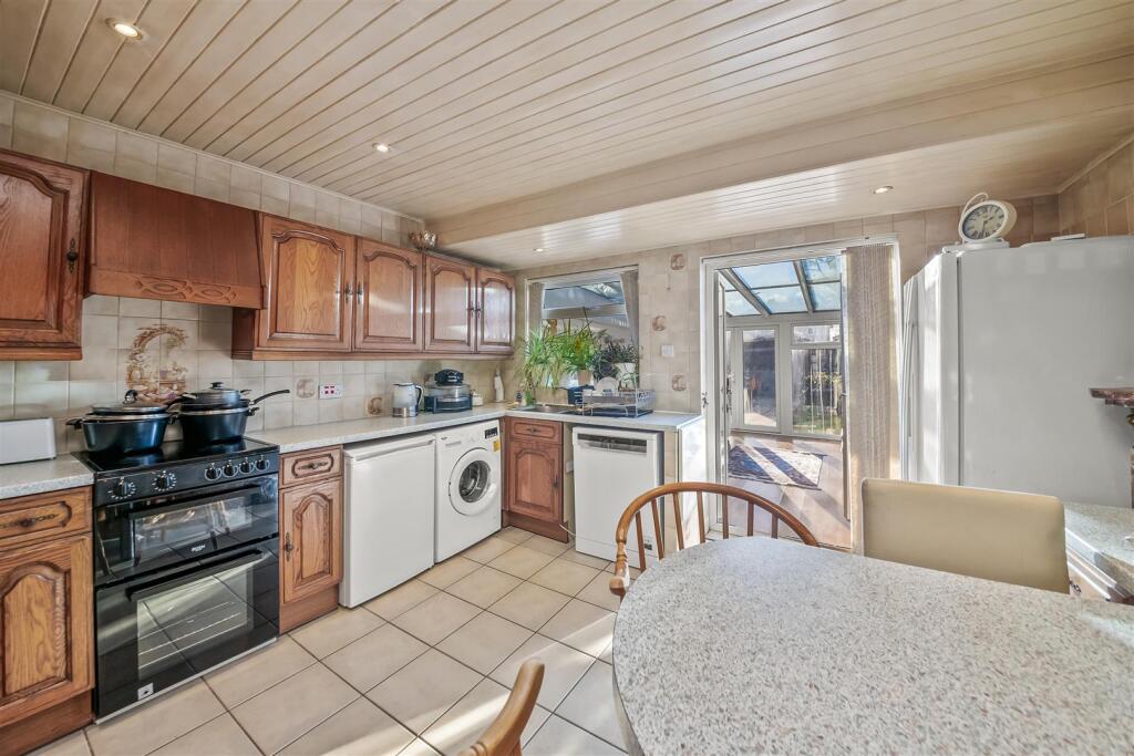 kitchen / diner