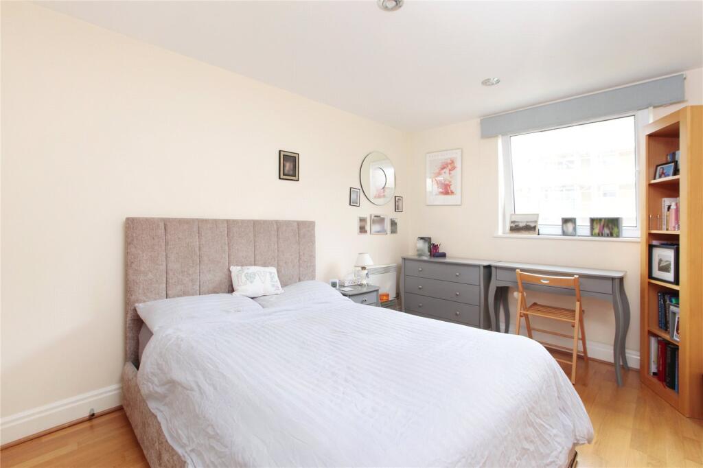 property in Bluewater House, 
Smugglers Way, SW18
