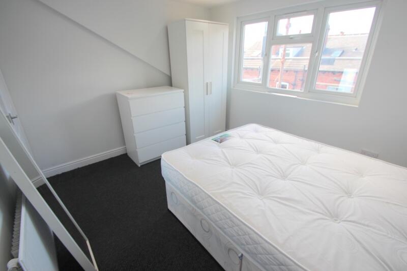 Welton Place, Hyde Park, Leeds