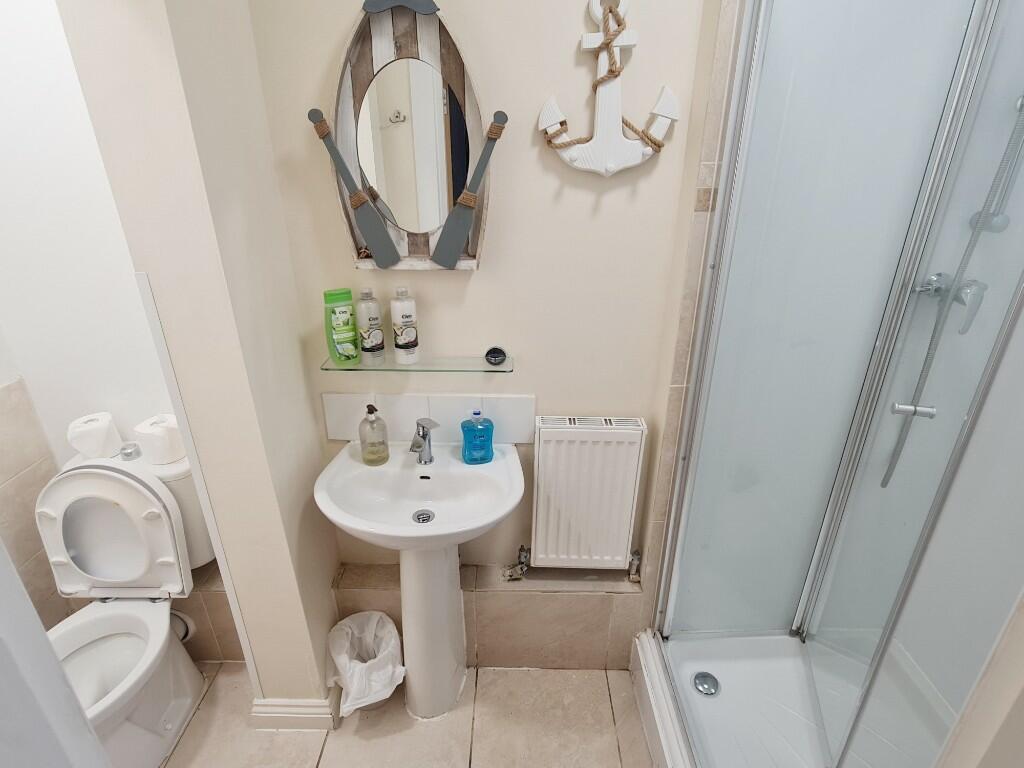 Bedroom One En-Suite