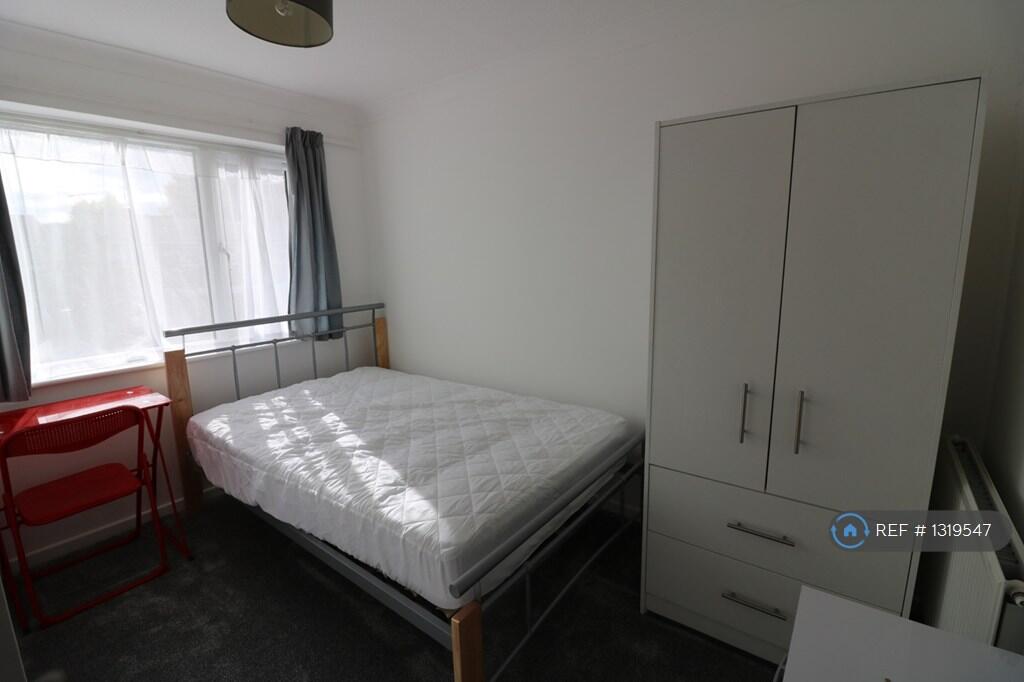 Bed 4