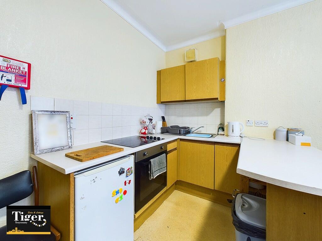 CAM03440G0-PR0195...