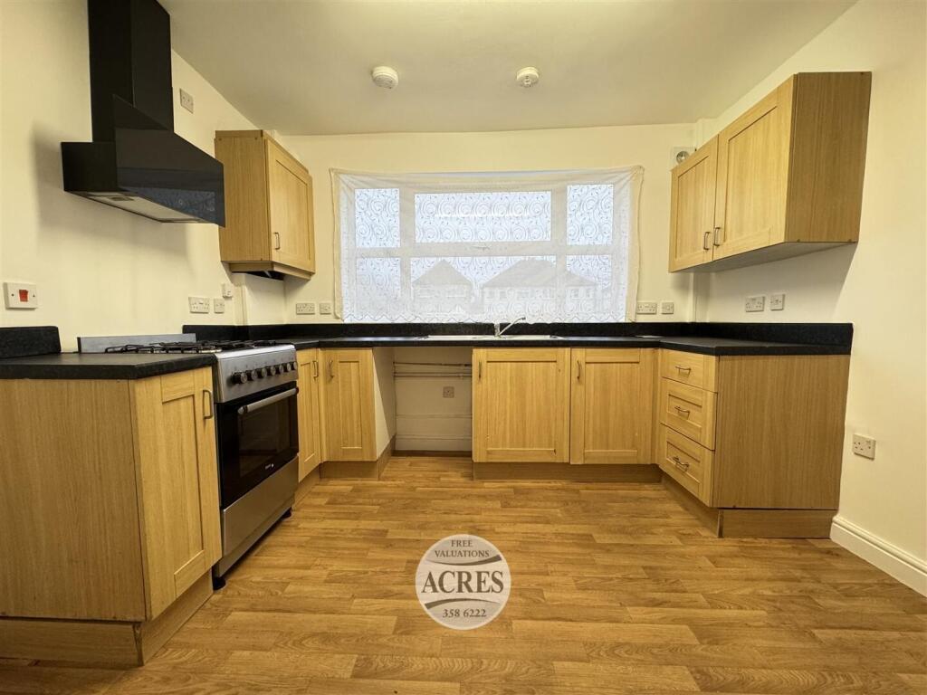 IMG_0011 (Large).jpg