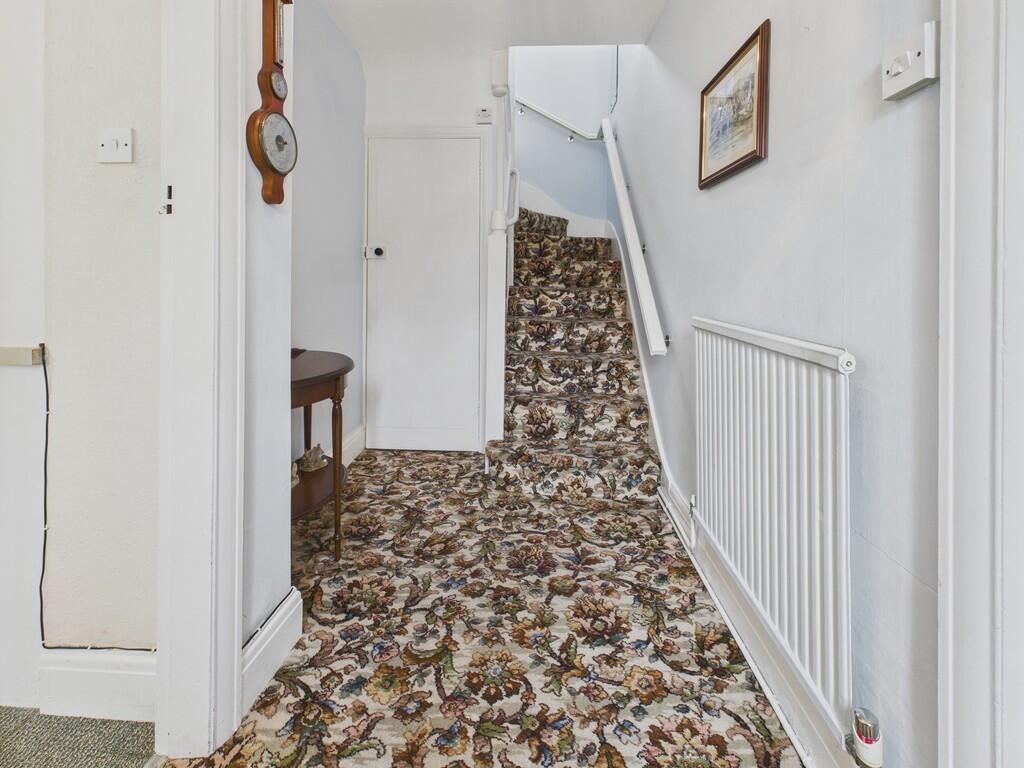 CAM04273G0-PR0158...