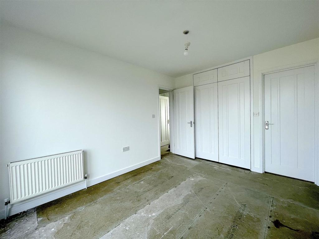 Bedroom One (1).jpeg