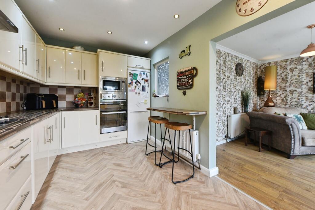 Family Room/Kitchen