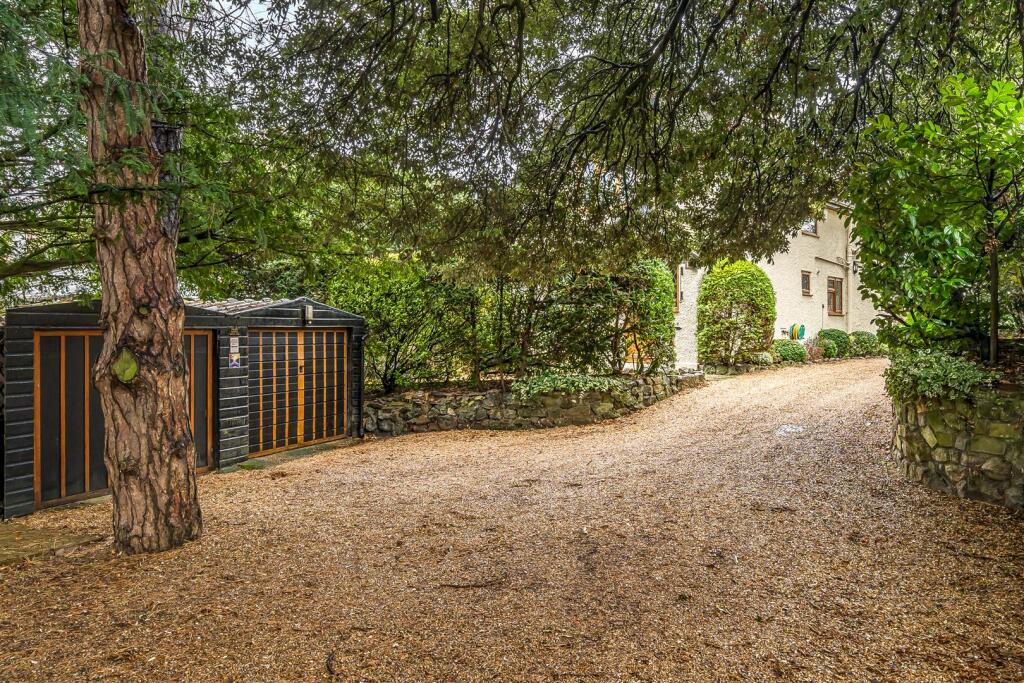 For Sale by Aspire Residential | Crockhurst Hill