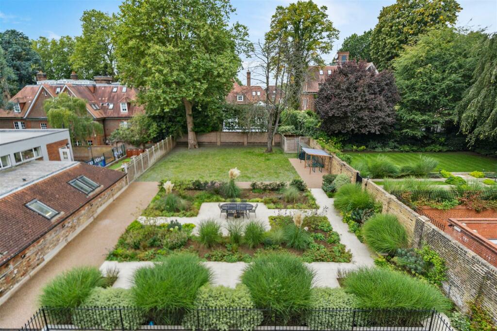 Flat 6, 49 Fitzjohns Avenue NW3 6PH-No Watermark-8