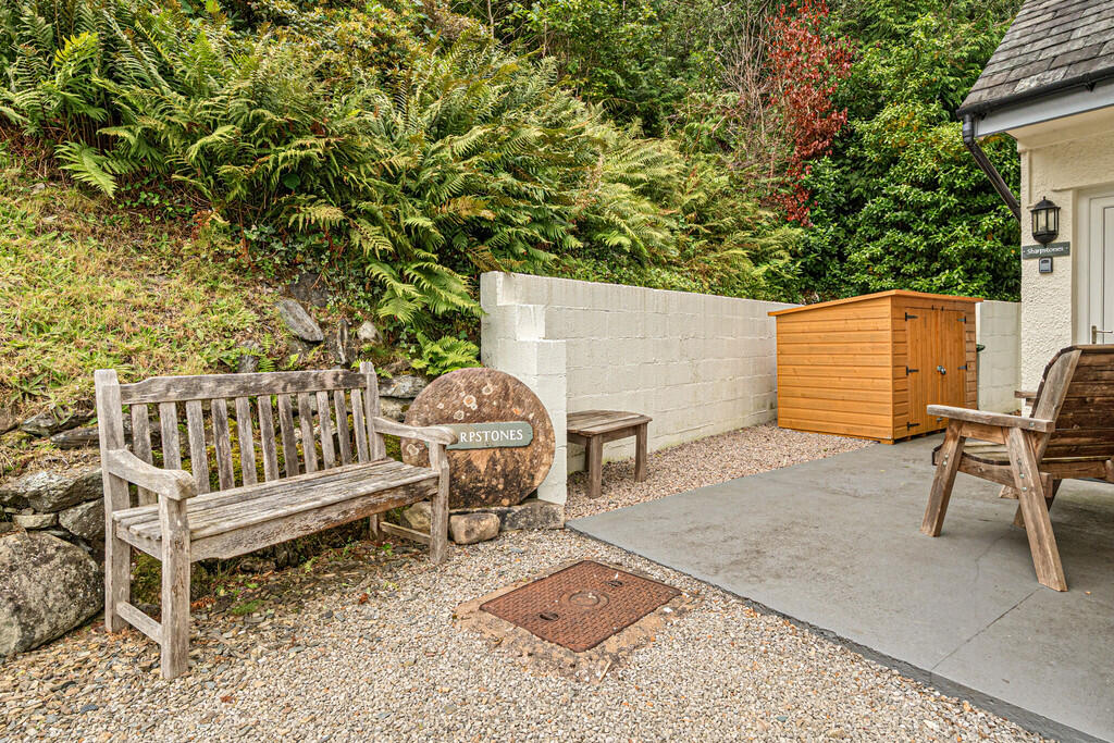 Private Walled Co...