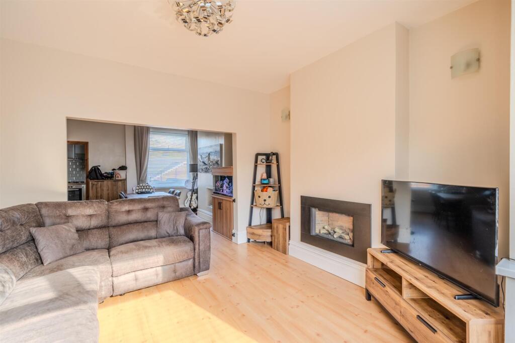 19 Park Terrace-11.jpg