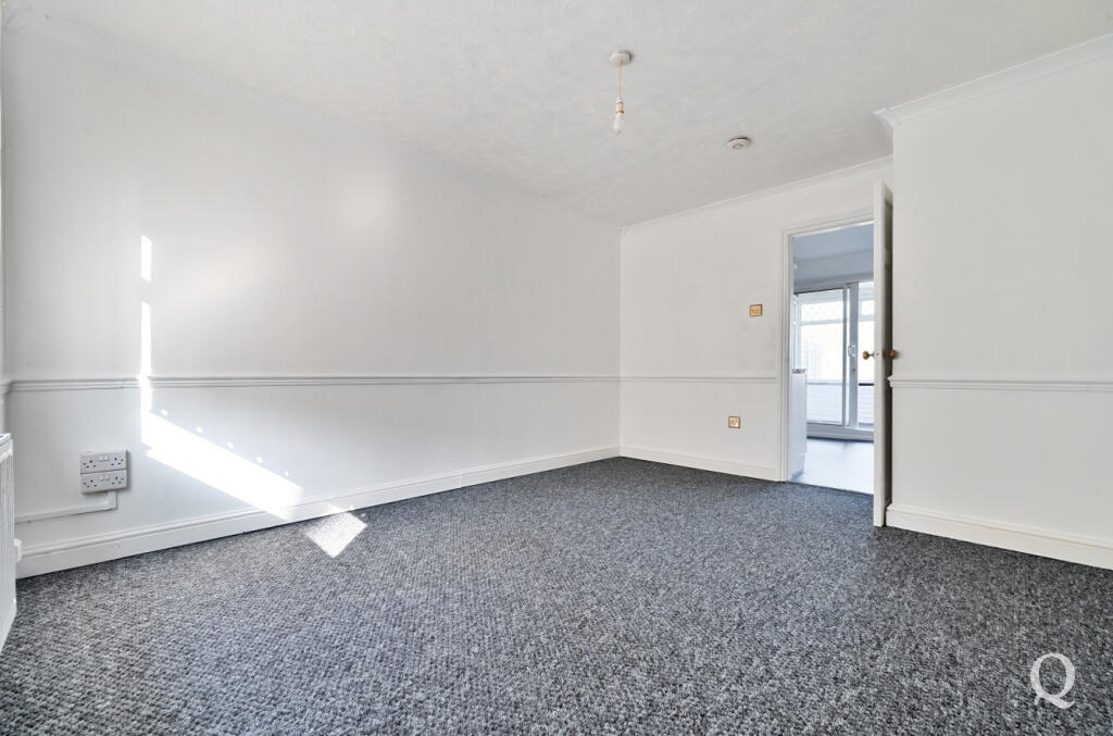 5d4270e4-2585-40e...