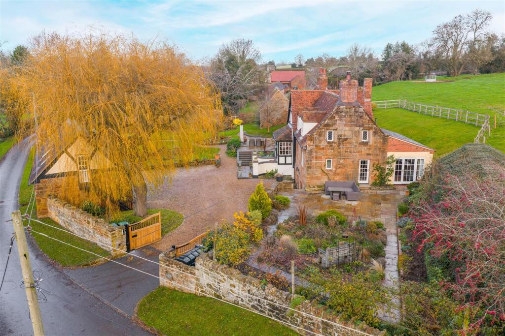 The Bothie - by Visually Rich 20251208110226_0033_