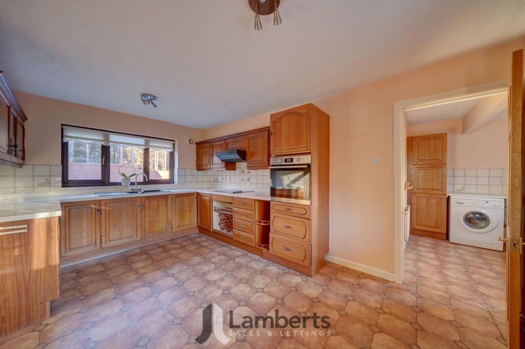 Kitchen/Breakfast Room