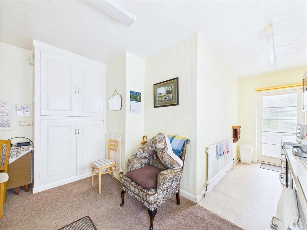 Kitchen/Breakfast Room