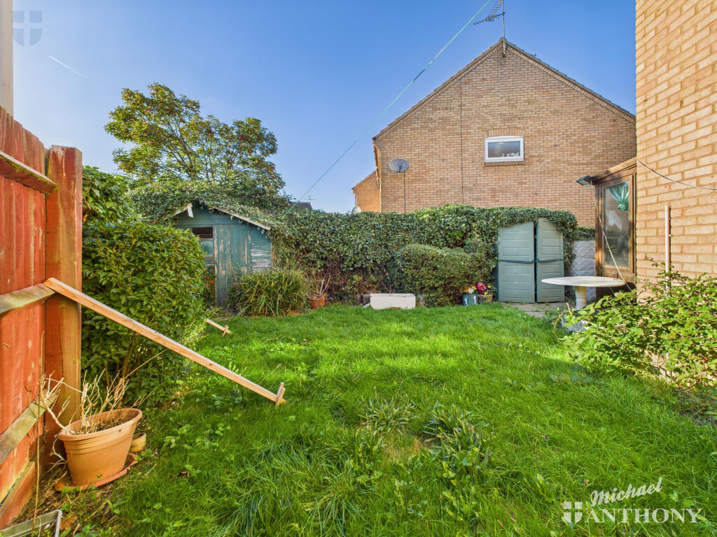 CAM03852G0-PR0424-STILL010