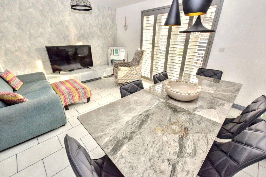 Family/Dining Room