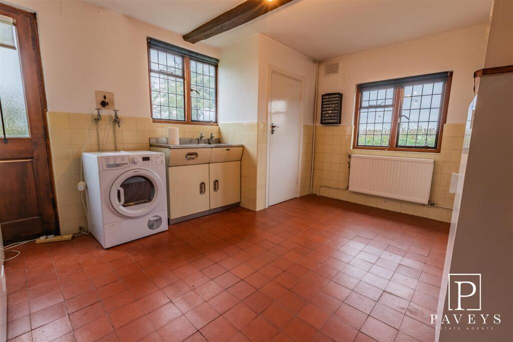 UTILITY ROOM