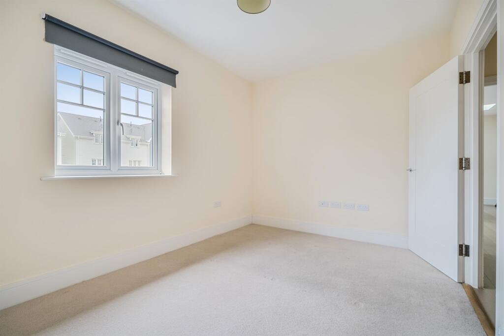 Second bedroom