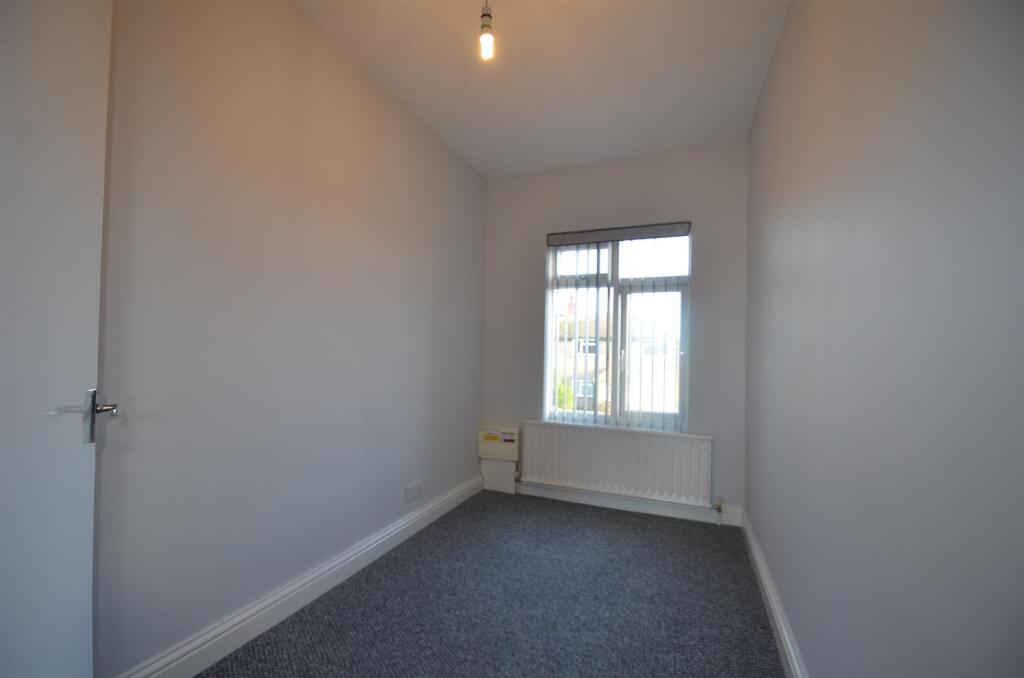 Flat 2, Broad Street,  (4).JPG