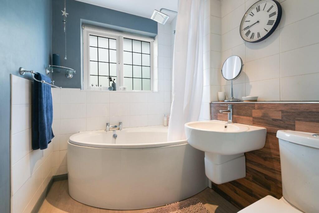 COMMONFIELD ROAD (6).jpg