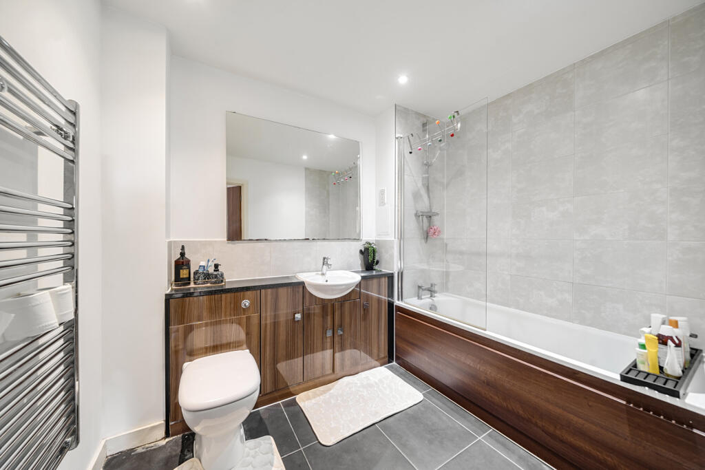 1317430-5-687632e...