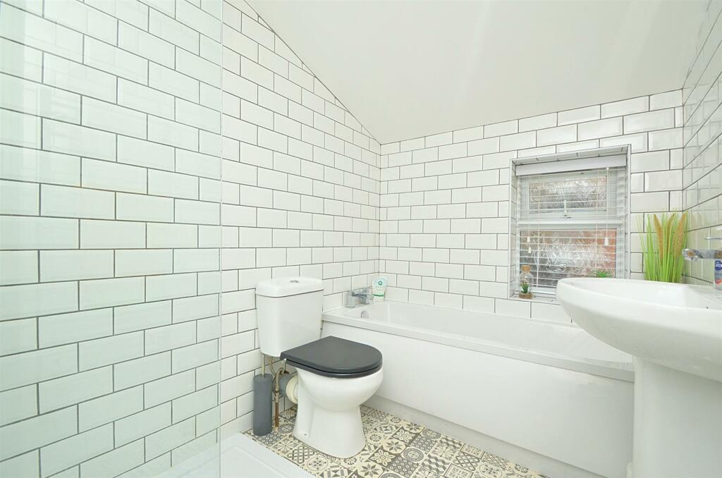 resizedBathroom.jpg