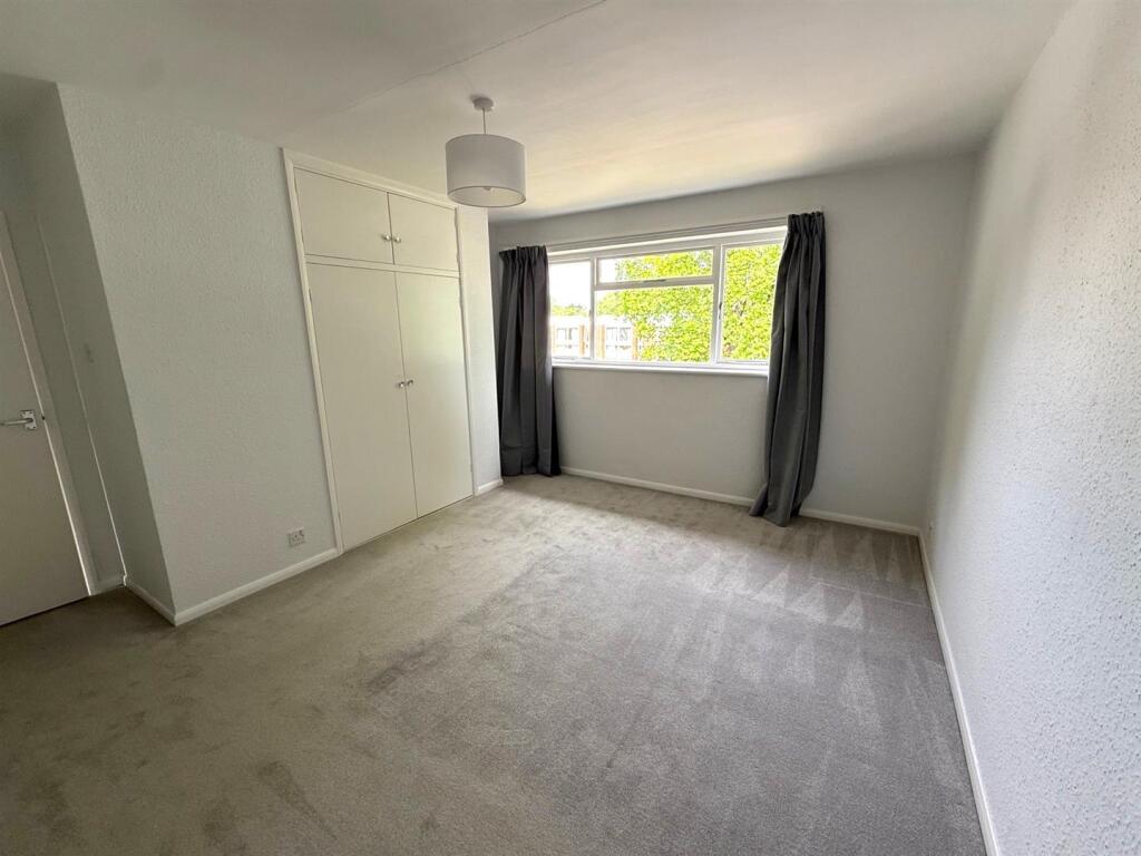 bedroom.jpg