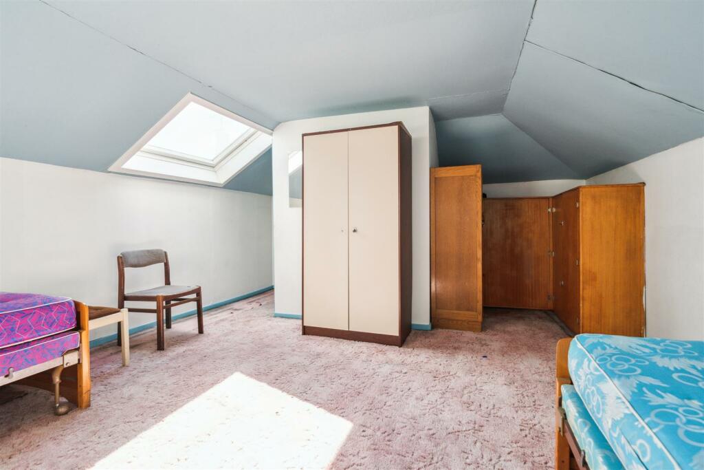 YATES HELLIER - 21 Larch Road (40 of 45).jpg