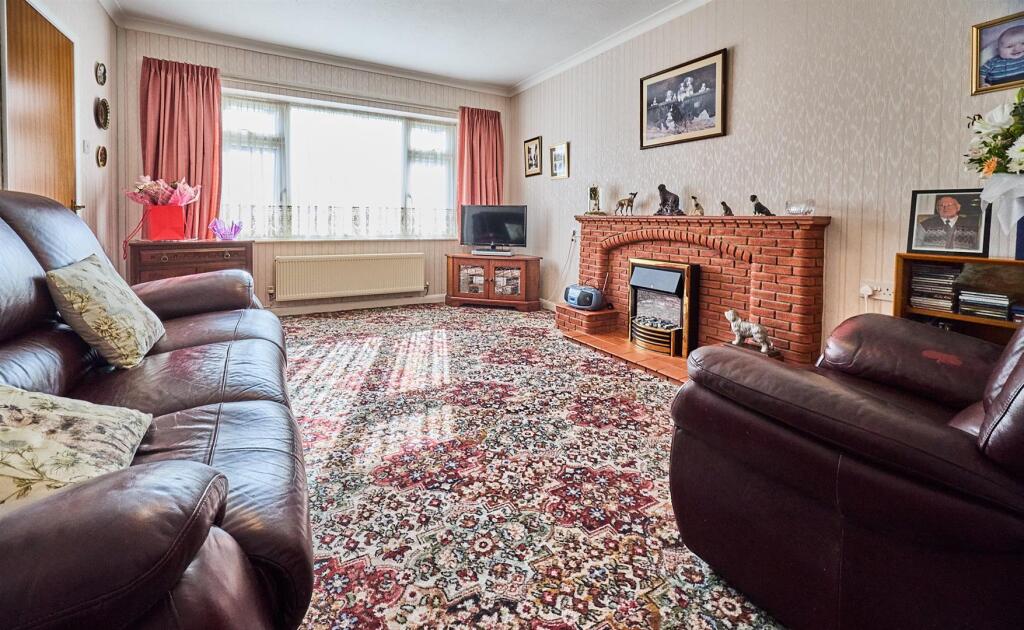 Front Lounge