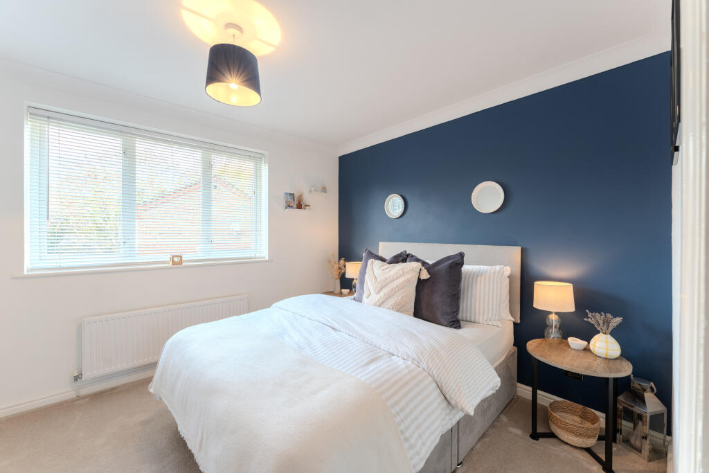 3 Hudson Close  (9 of 18)