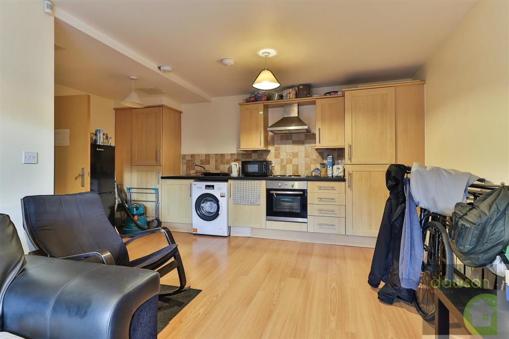 Lounge/Kitchen