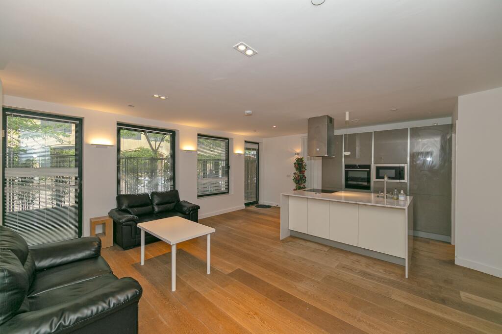 Open Plan Kitchen / Diner / Living Room